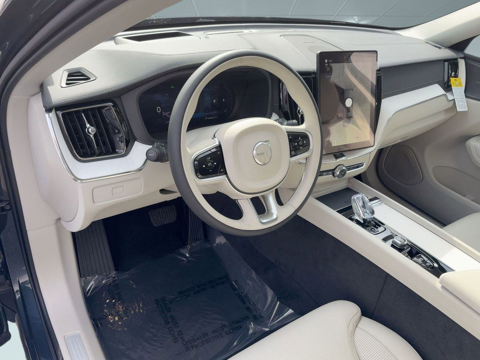 New 2026 Volvo XC60 B5 Ultra w/ Protection Package Premier image 4