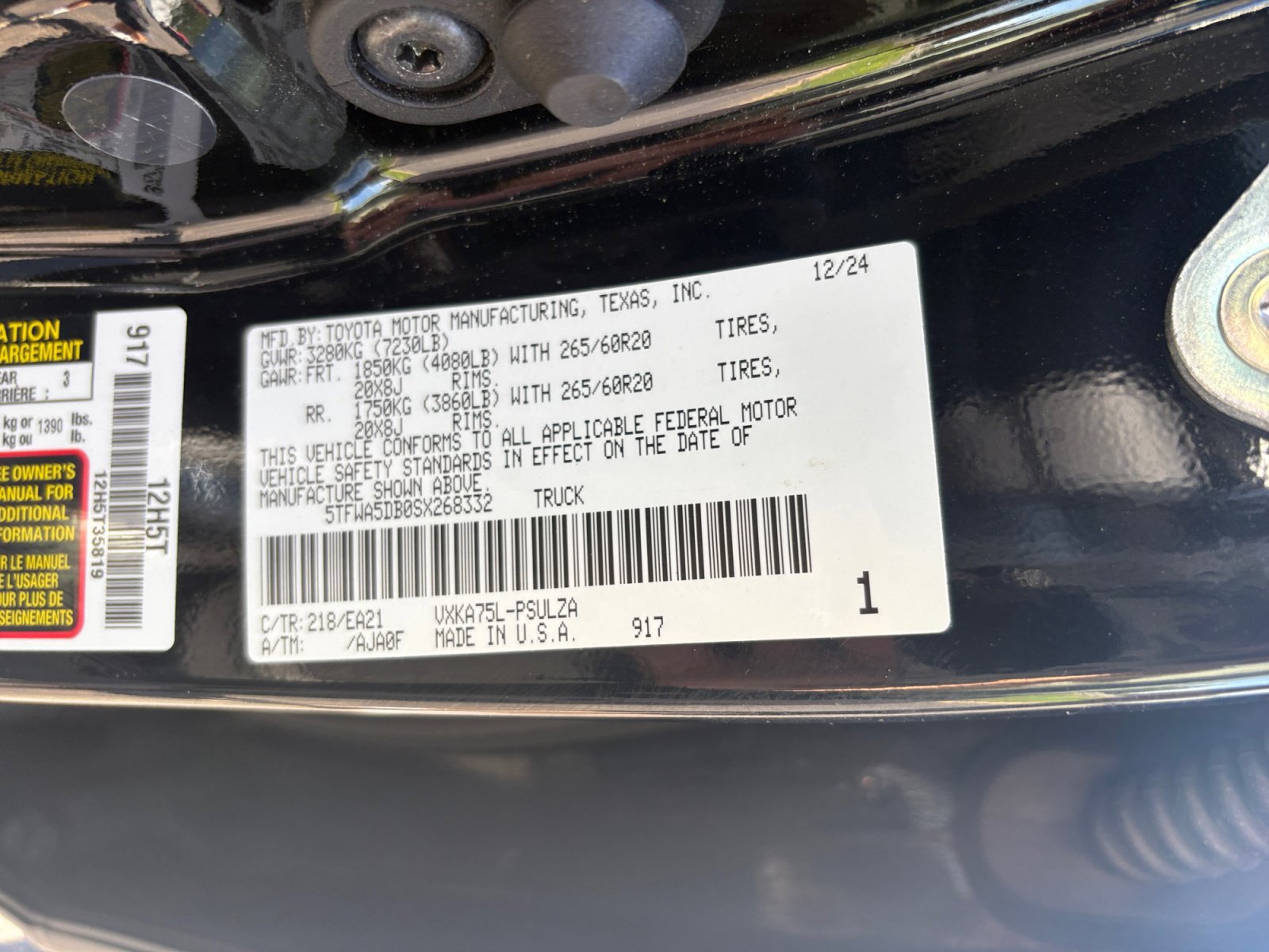Used 2025 Toyota Tundra Limited AWD/4WD image 33