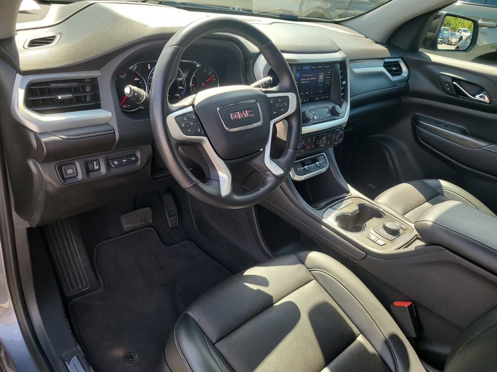 Used 2021 GMC Acadia SLT w/ Elevation Edition FWD image 17