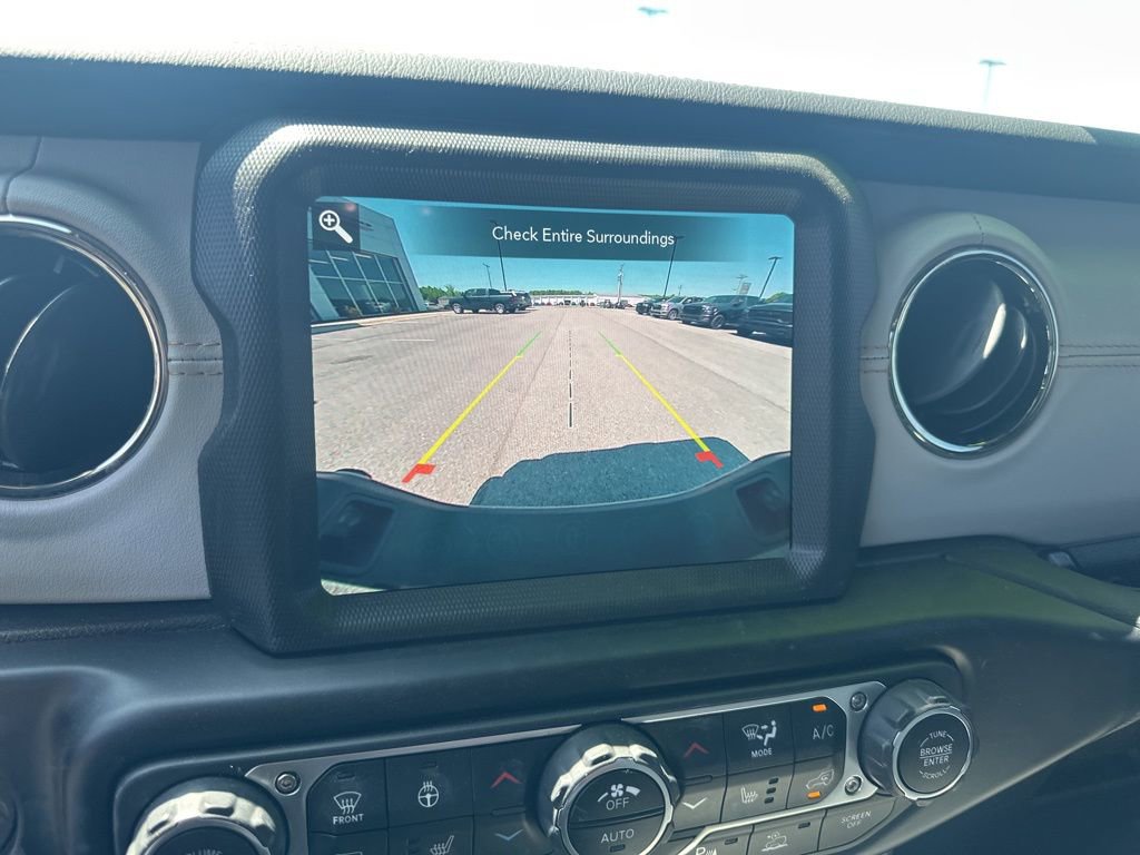 Used 2022 Jeep Gladiator Overland AWD/4WD image 21