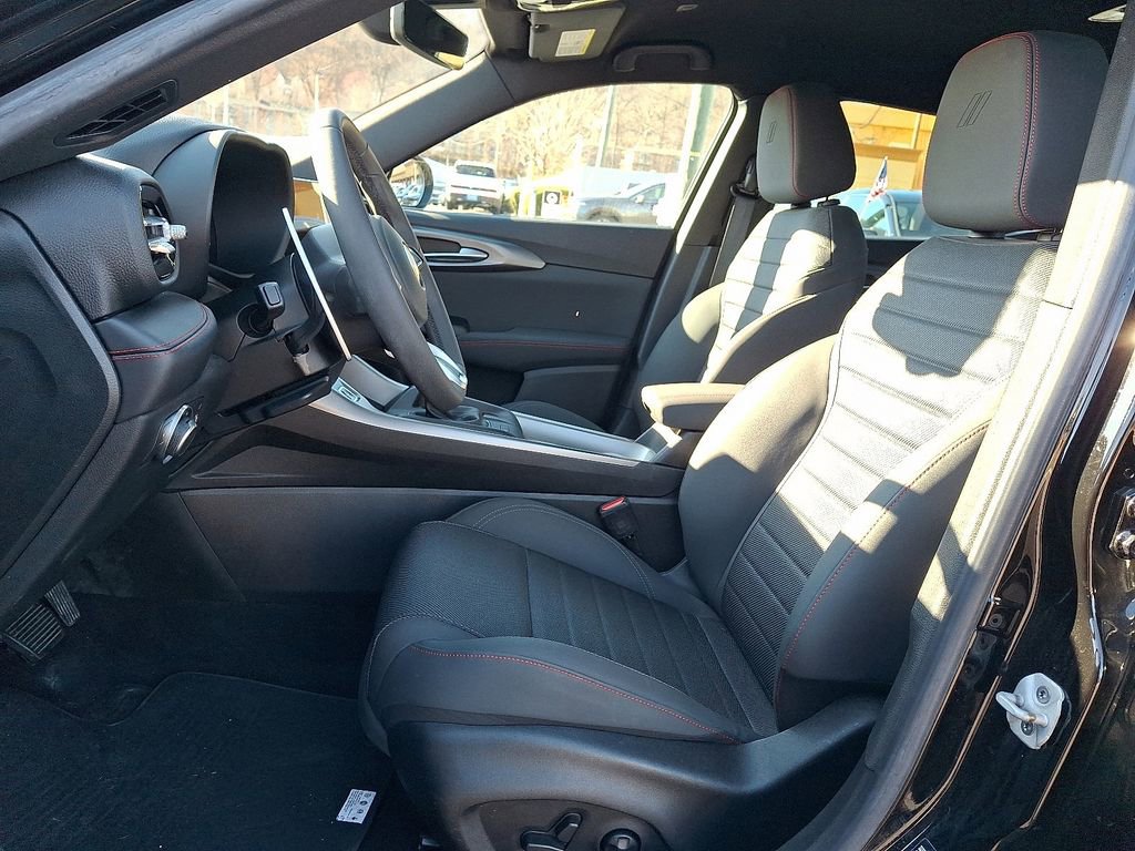 Used 2024 Dodge Hornet R/T w/ R/T Blacktop Package image 14