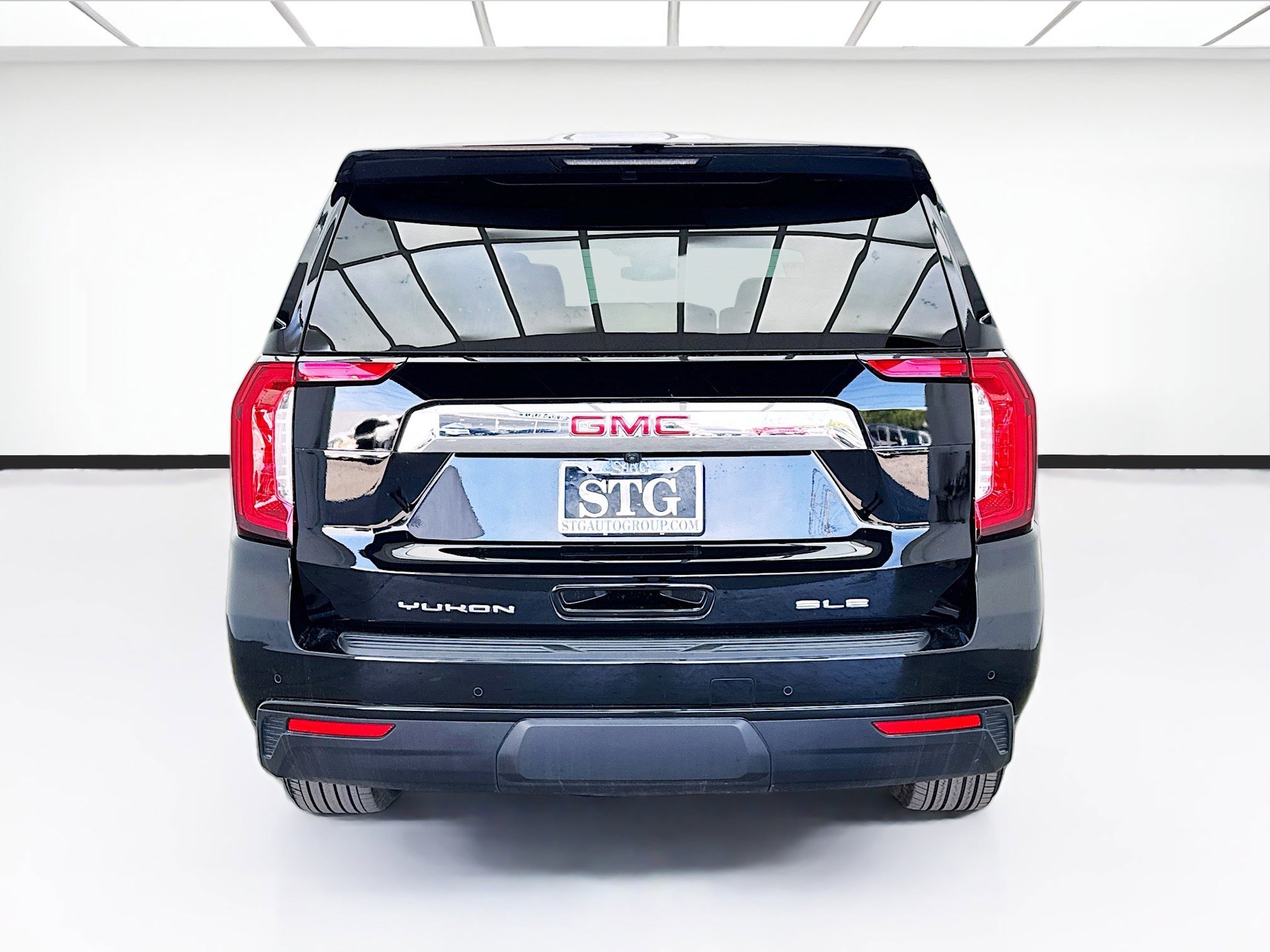 Used 2024 GMC Yukon SLE w/ Max Trailering Package image 5