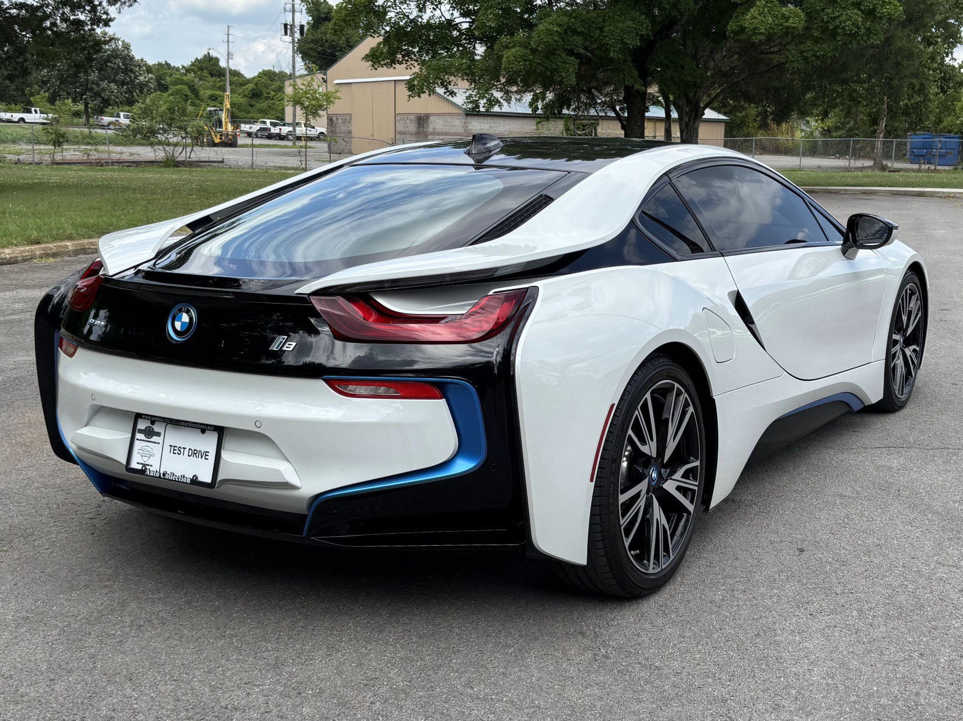 Used 2015 BMW i8 AWD/4WD image 4