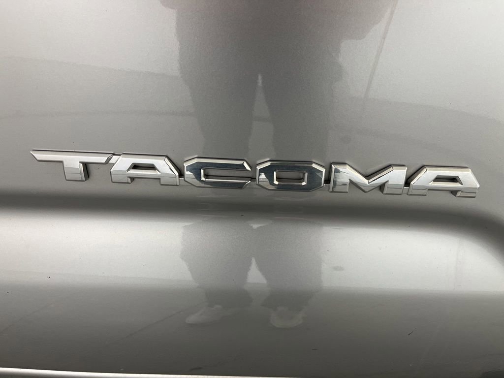 Used 2023 Toyota Tacoma SR5 RWD image 50
