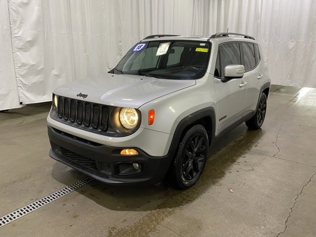 Used 2018 Jeep Renegade Altitude image 8