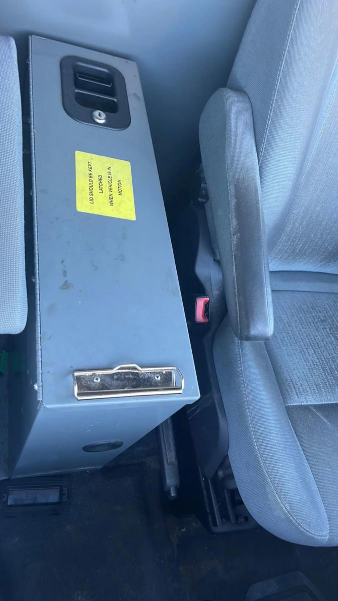 Used 2015 Ford Transit 250 Medium Roof image 11