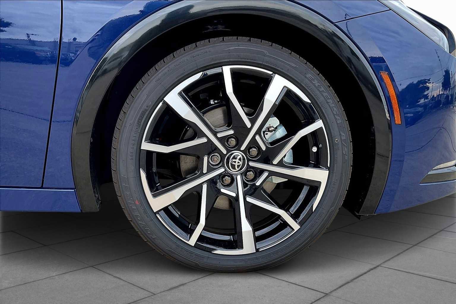 New 2026 Toyota Prius Plug-In Hybrid image 12