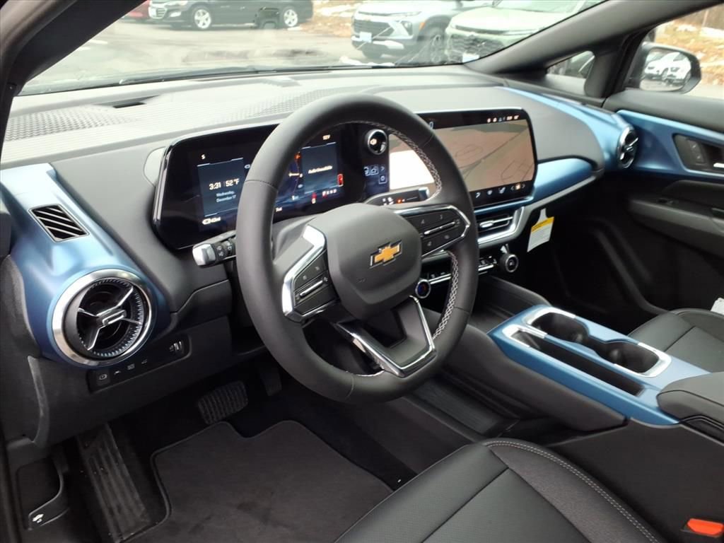 New 2026 Chevrolet Equinox EV LT image 9