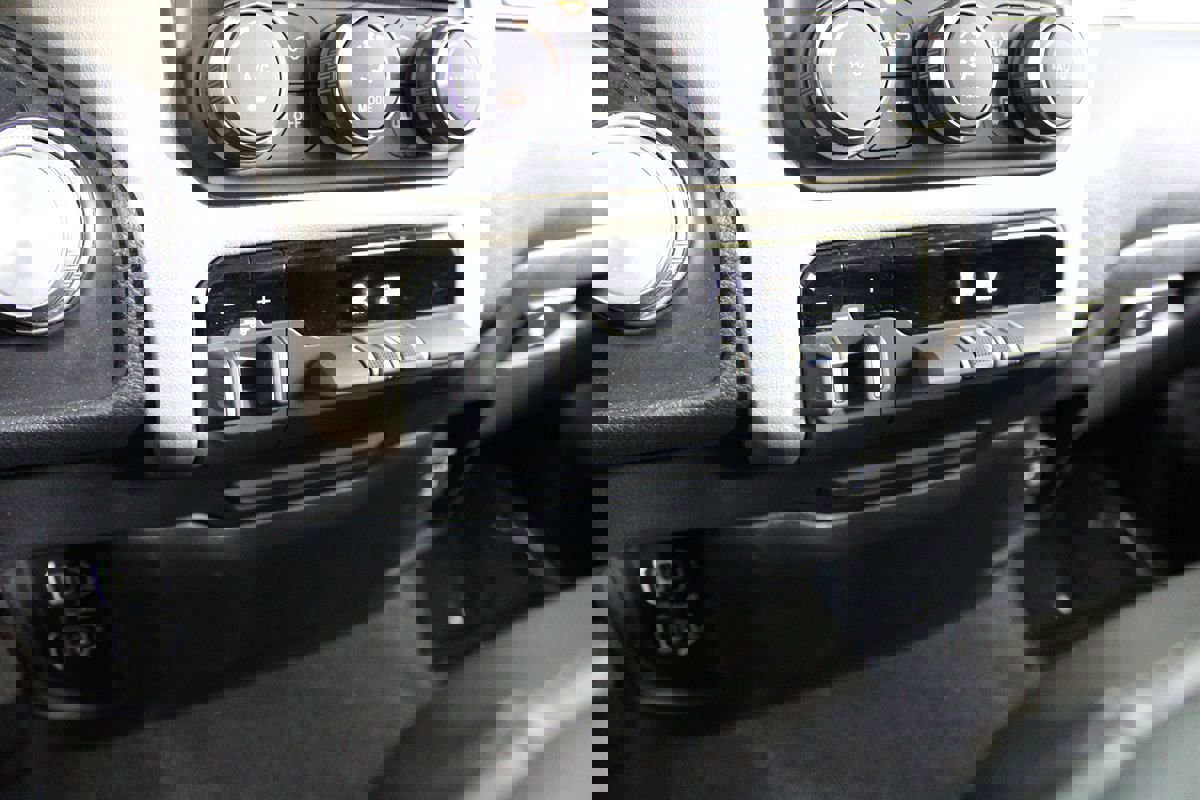 Used 2022 RAM 1500 Laramie image 14