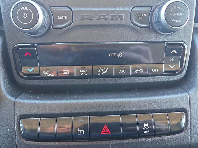 Used 2025 RAM ProMaster 3500 w/ Convenience Group image 17