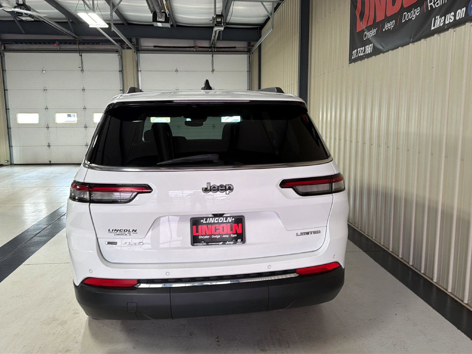 Used 2022 Jeep Grand Cherokee L Limited AWD/4WD image 8