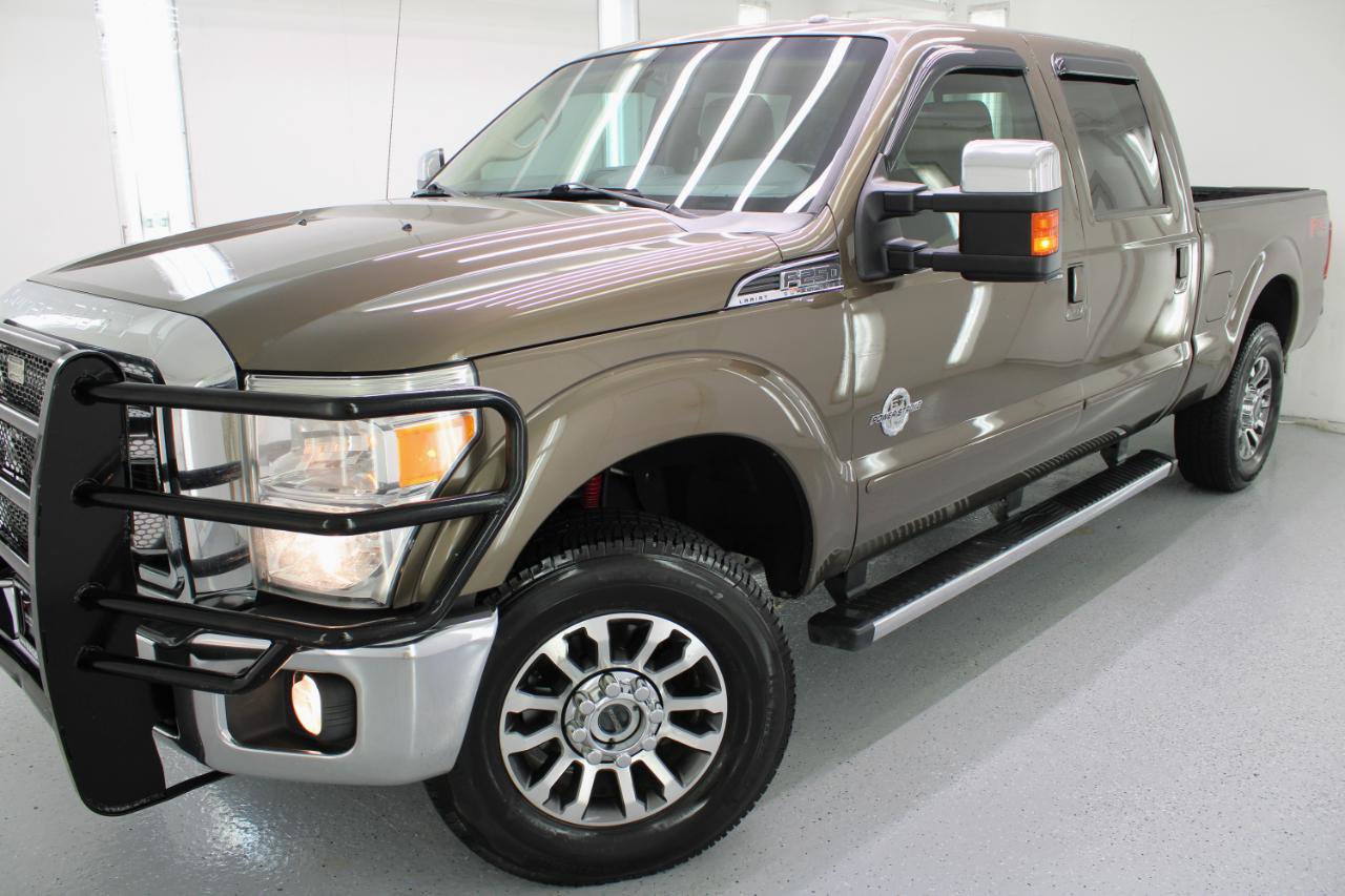 Used 2015 Ford F250 Lariat w/ Chrome Package AWD/4WD image 13