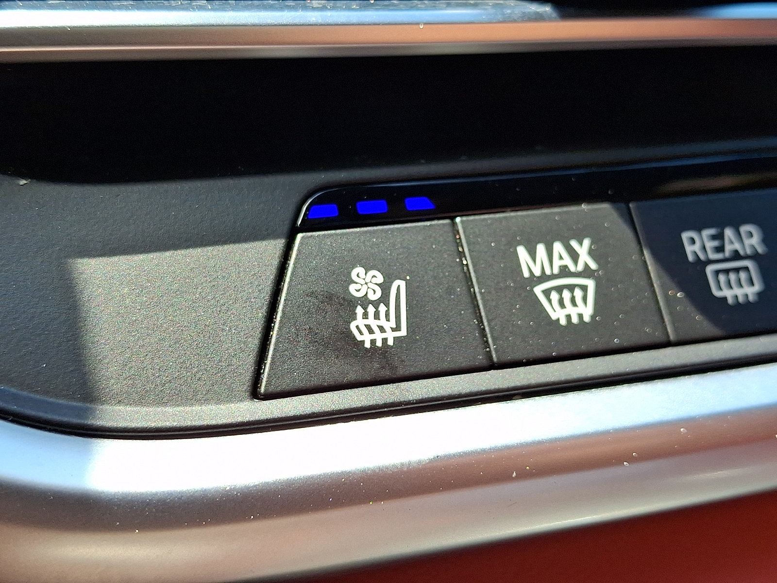 Used 2021 BMW X5 M w/ Executive Package AWD/4WD image 24