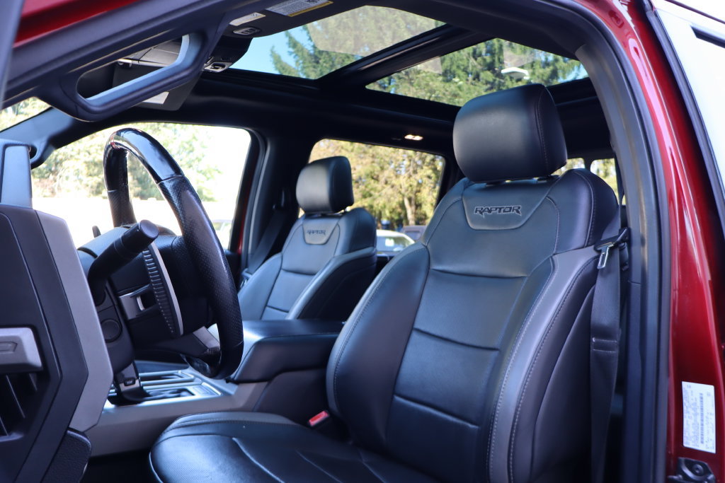 Used 2018 Ford F150 Raptor w/ Equipment Group 802A Luxury AWD/4WD image 4