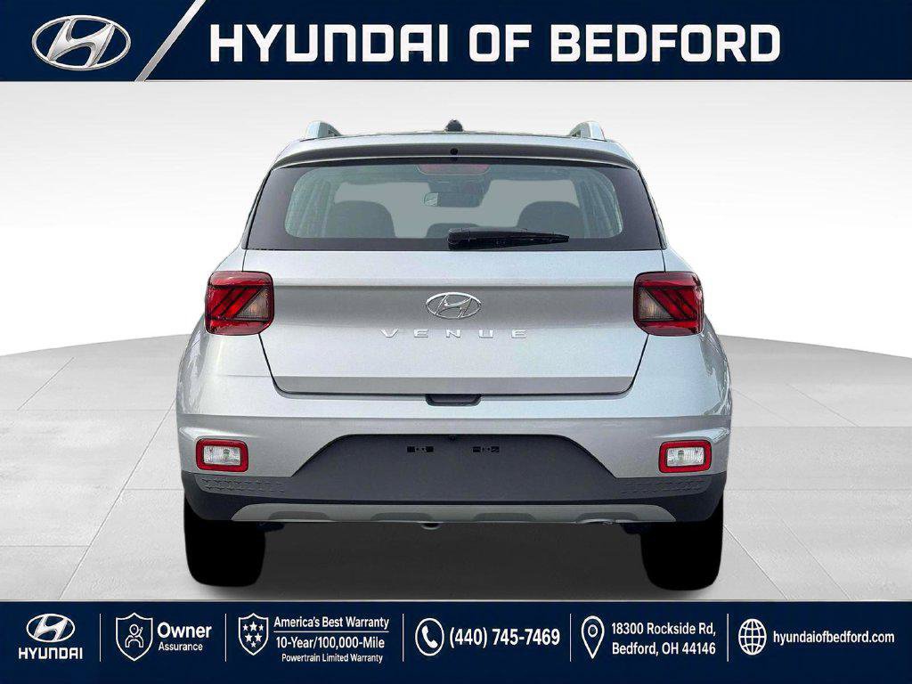 New 2026 Hyundai Venue SEL FWD image 7