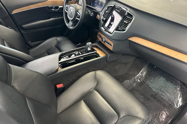 Used 2023 Volvo XC90 B5 Plus AWD/4WD image 20