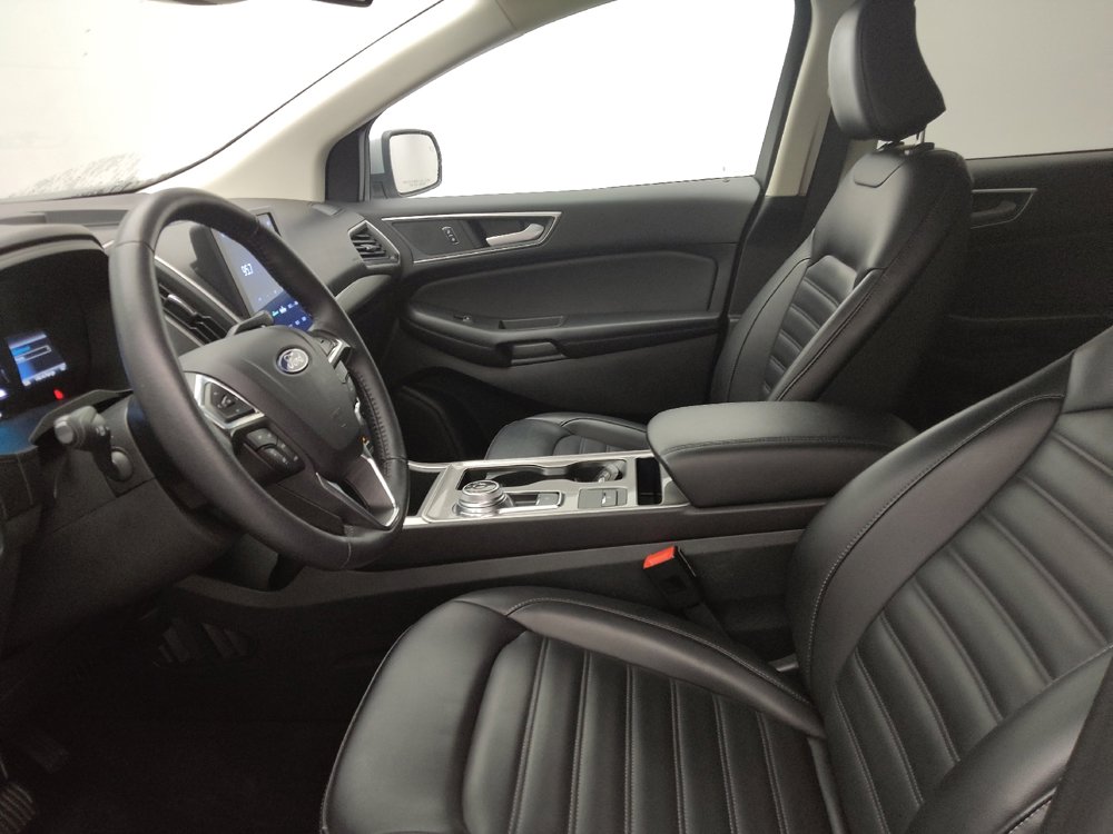 Used 2024 Ford Edge SEL image 17