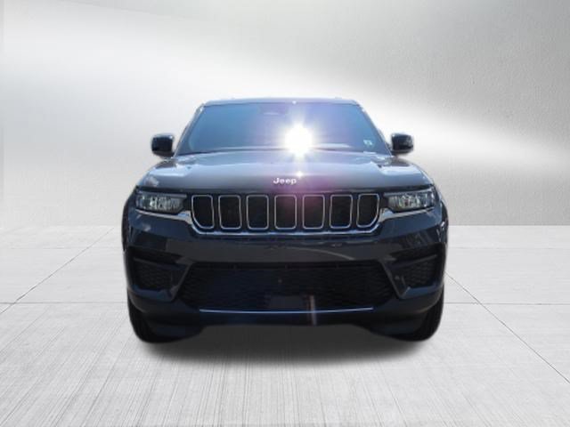 New 2026 Jeep Grand Cherokee Laredo RWD image 9