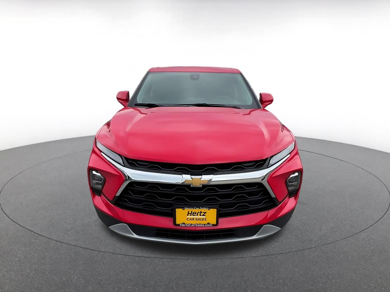 Used 2025 Chevrolet Blazer LT FWD image 4