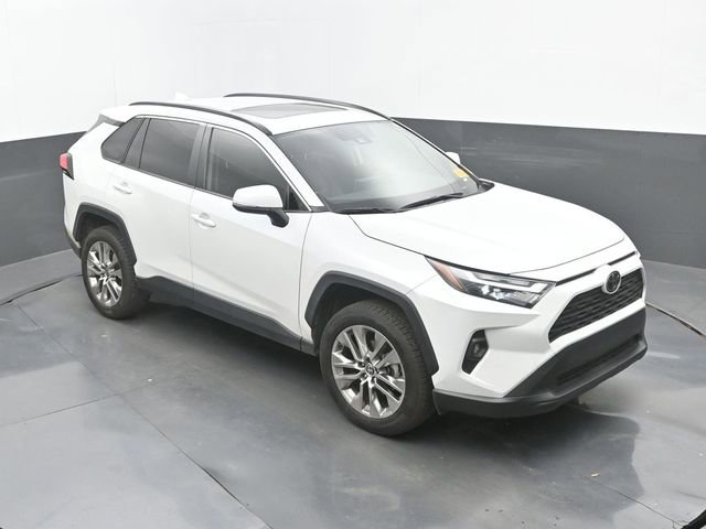 Used 2023 Toyota RAV4 XLE Premium AWD/4WD image 13