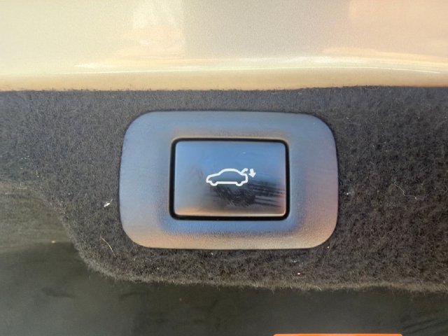 Used 2024 Lexus LS 500 AWD w/ Luxury Package image 34