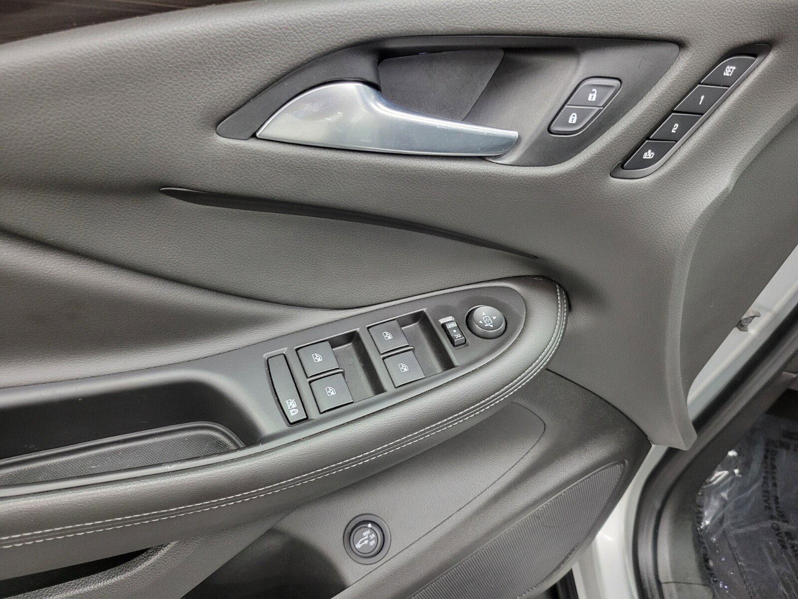 Used 2019 Buick Envision Essence image 14