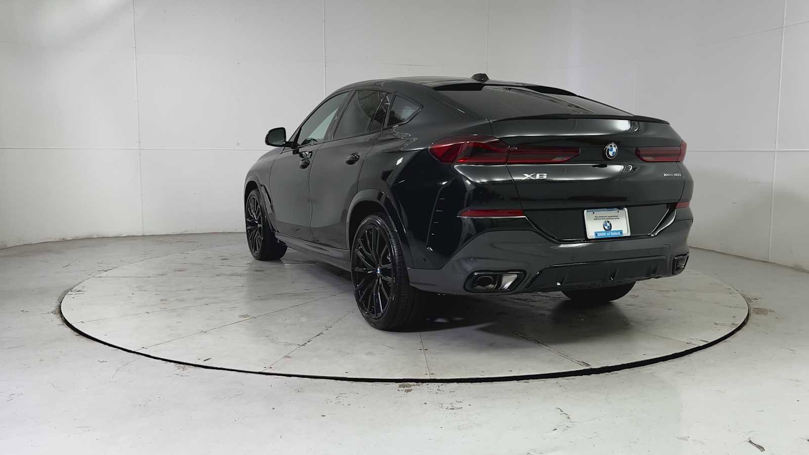 New 2026 BMW X6 xDrive40i image 3