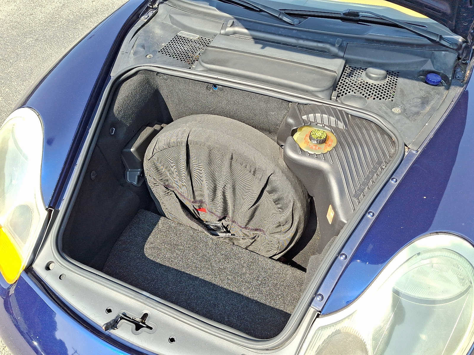 Used 2001 Porsche Boxster RWD image 27