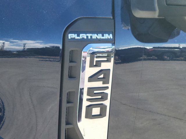 Certified 2024 Ford F450 Platinum w/ FX4 Off-Road Package image 17