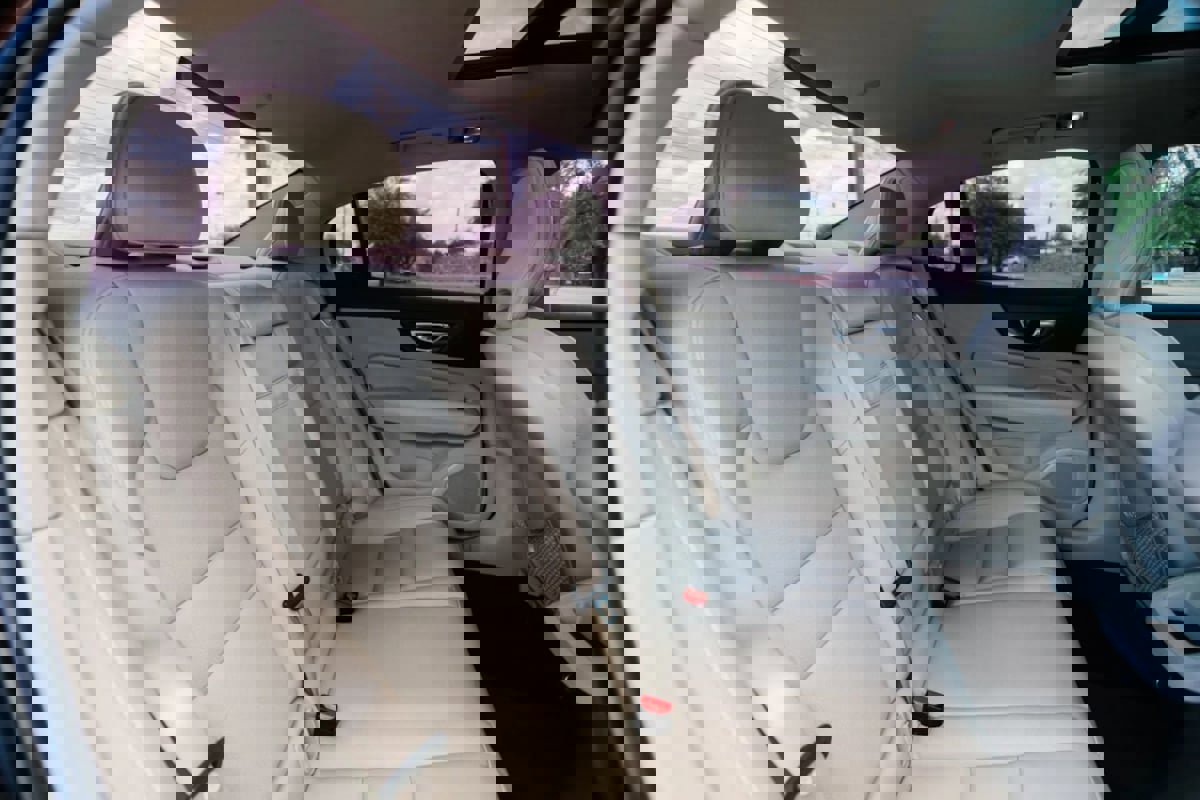 Used 2020 Volvo S60 T6 Momentum image 20