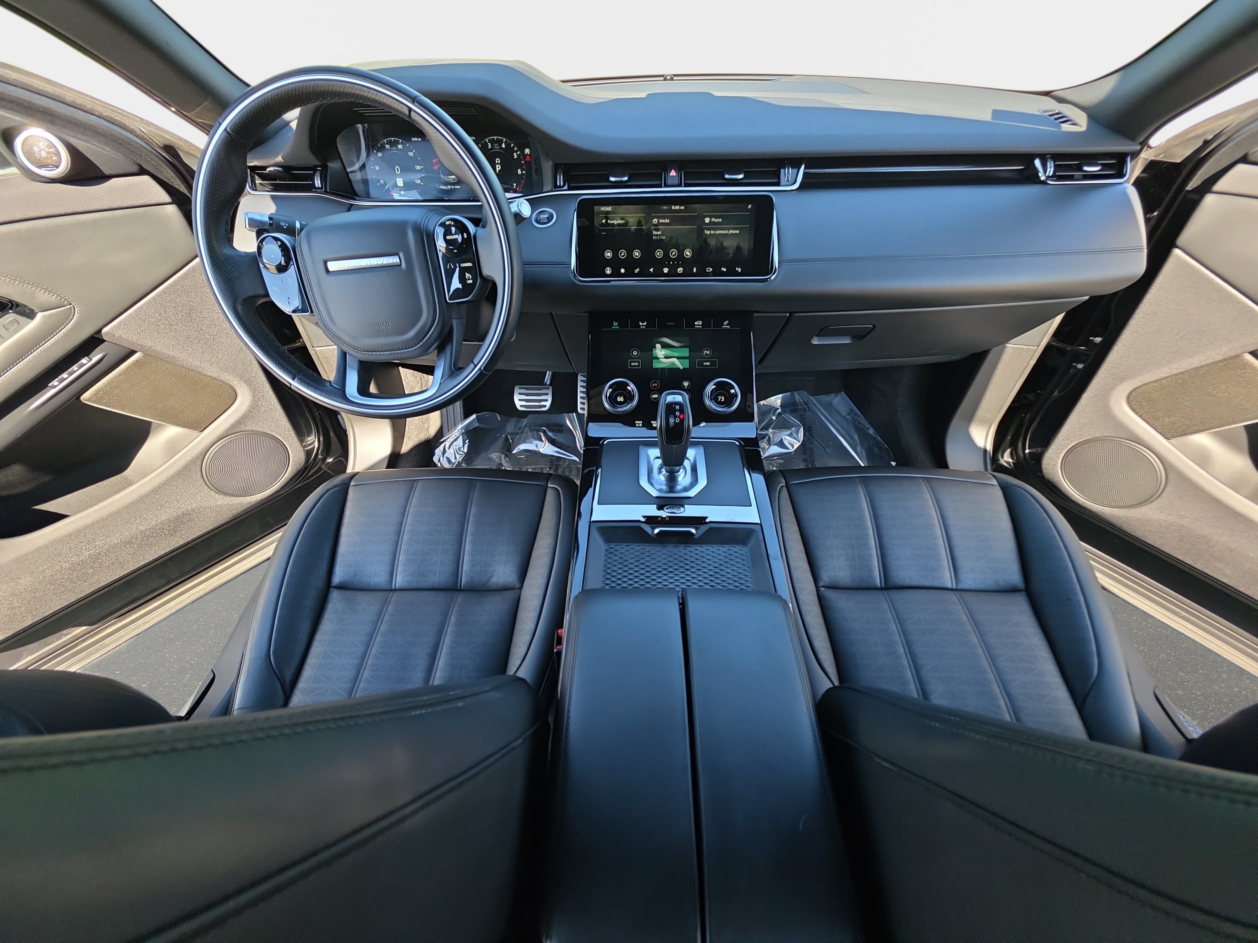 Certified 2020 Land Rover Range Rover Evoque R-Dynamic HSE AWD/4WD image 9