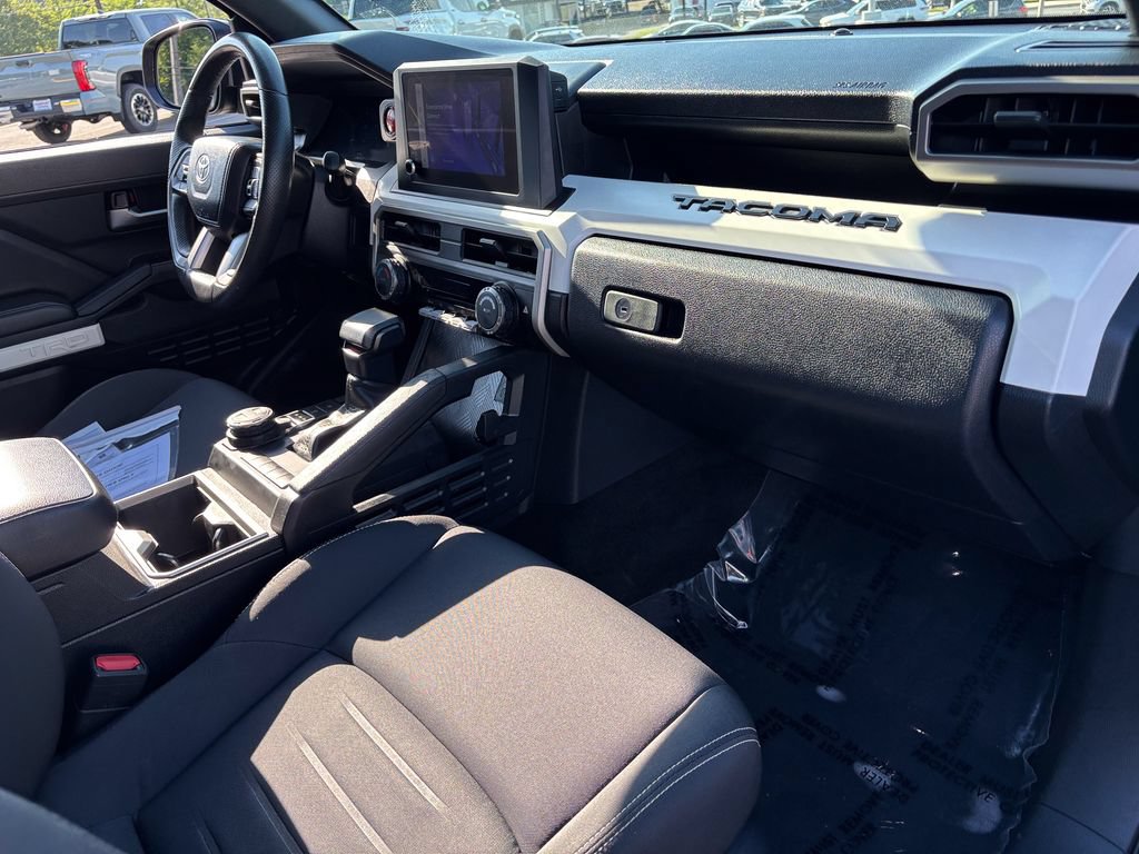 Used 2024 Toyota Tacoma TRD Off-Road AWD/4WD image 35