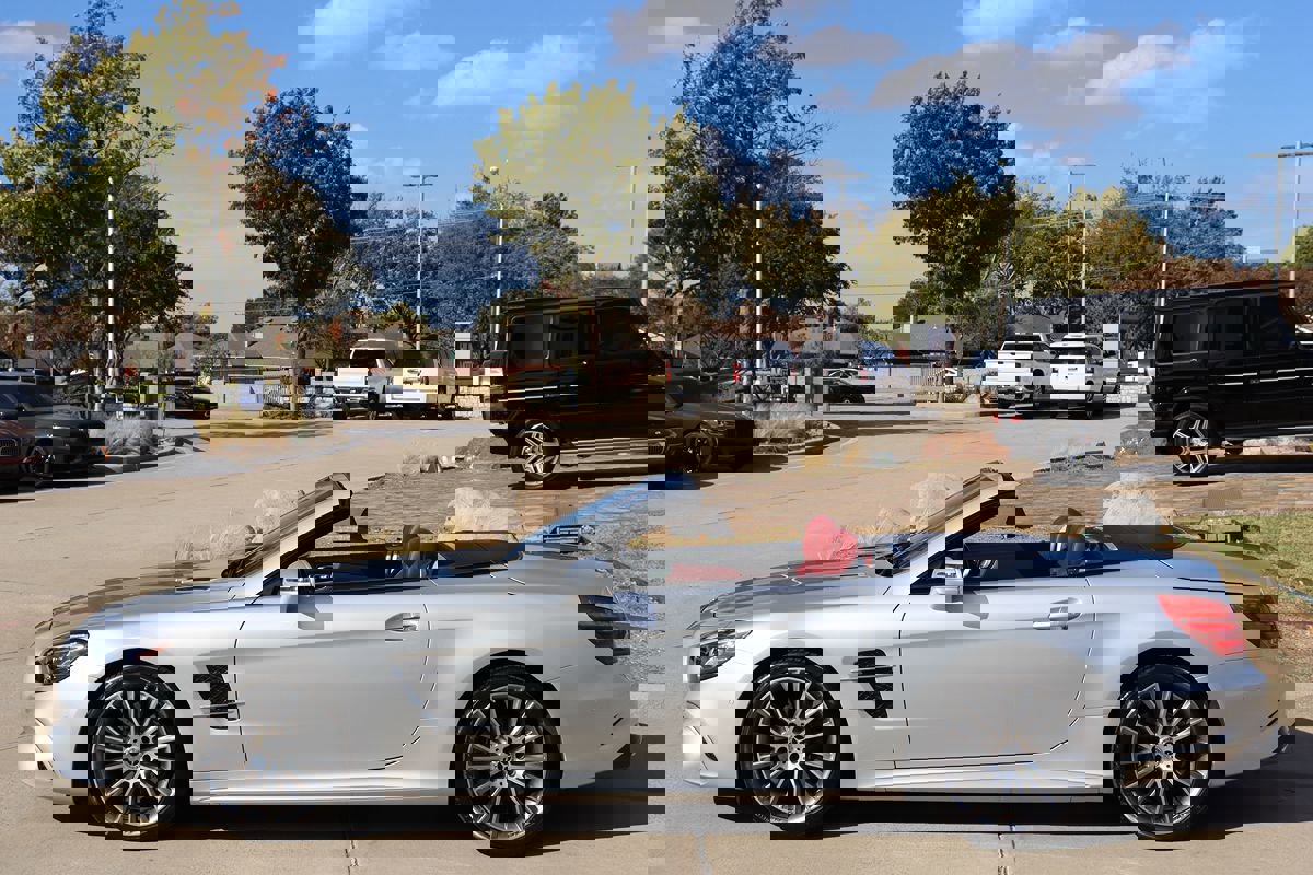 Used 2018 Mercedes-Benz SL 450 image 6