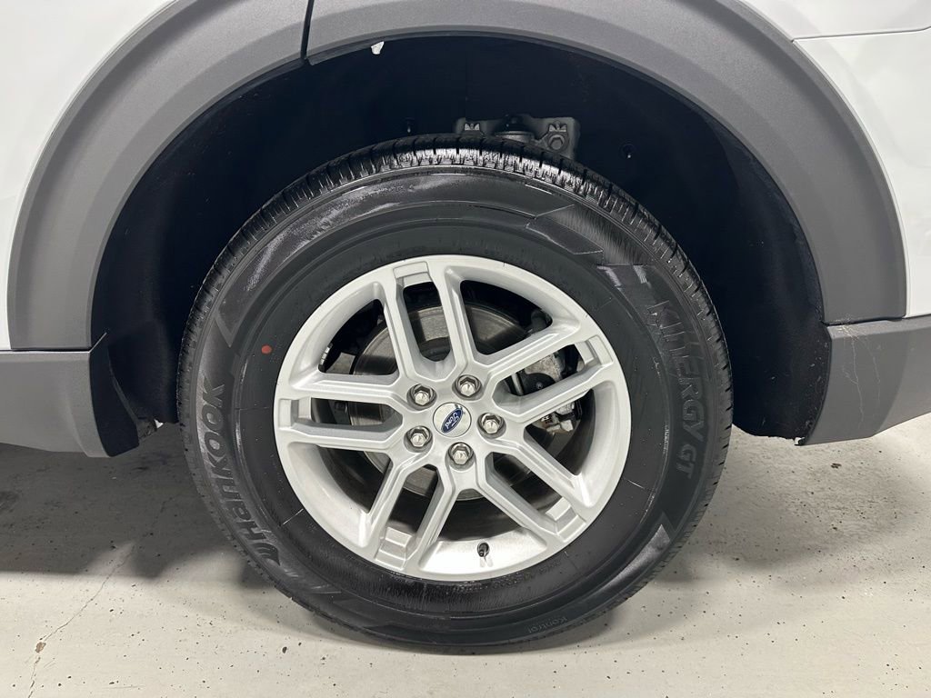 Used 2025 Ford Explorer Active image 69