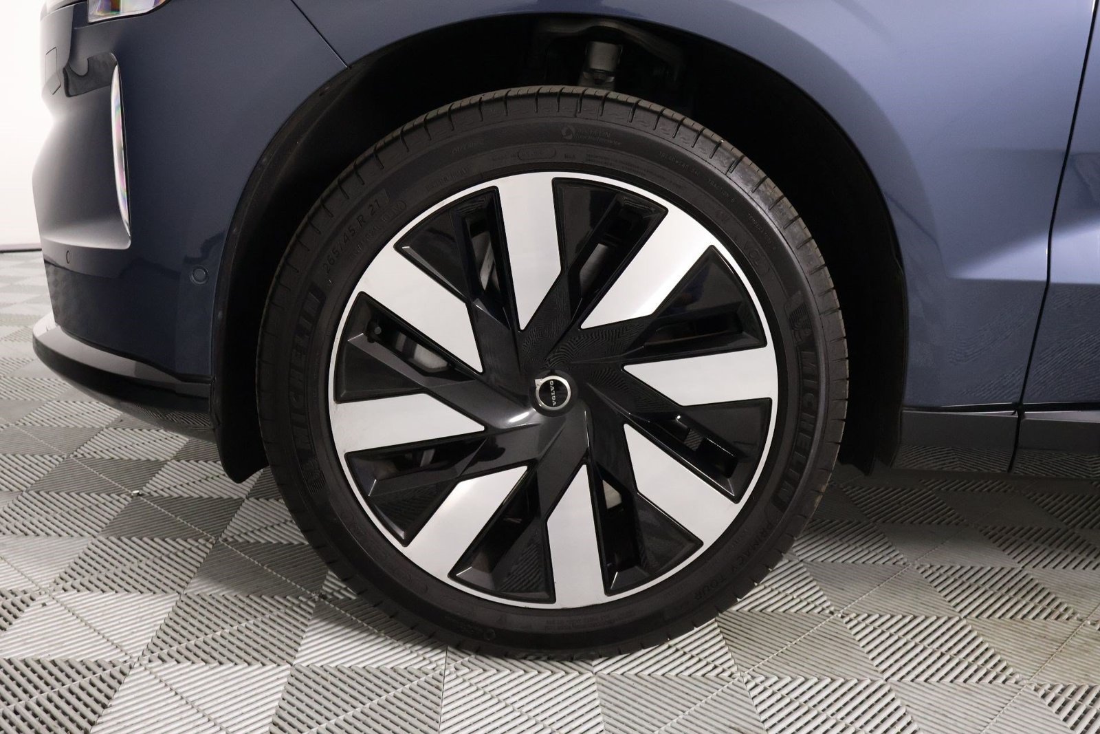 Used 2026 Volvo EX90 Plus RWD image 26