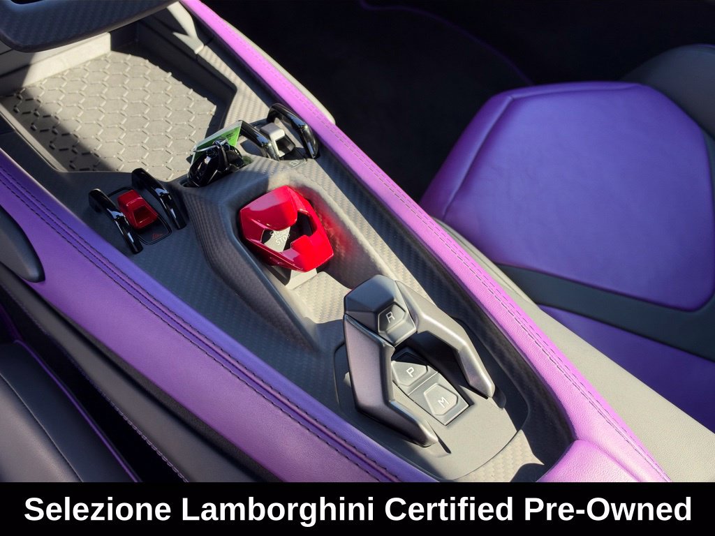Used 2025 Lamborghini Revuelto AWD/4WD image 34