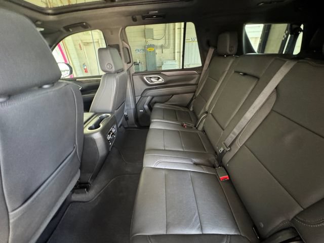 Used 2023 Chevrolet Tahoe Z71 w/ Luxury Package AWD/4WD image 28