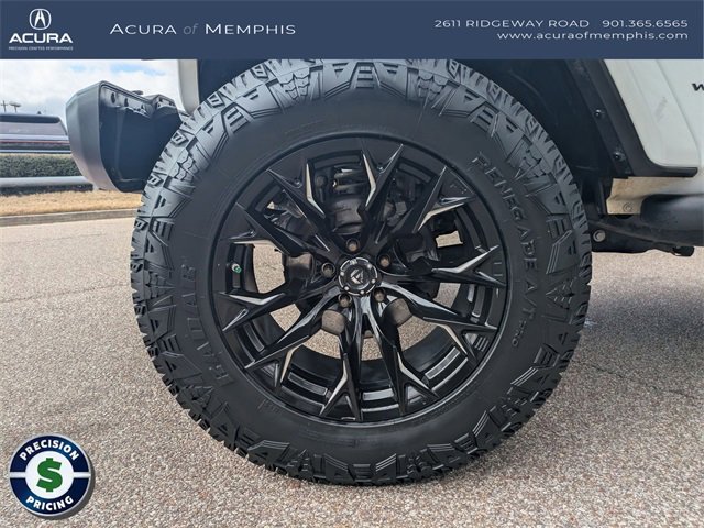 Used 2022 Jeep Wrangler Unlimited Sahara w/ Cold Weather Group image 10