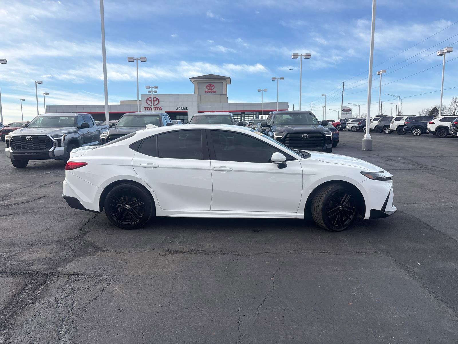 Certified 2025 Toyota Camry SE image 9