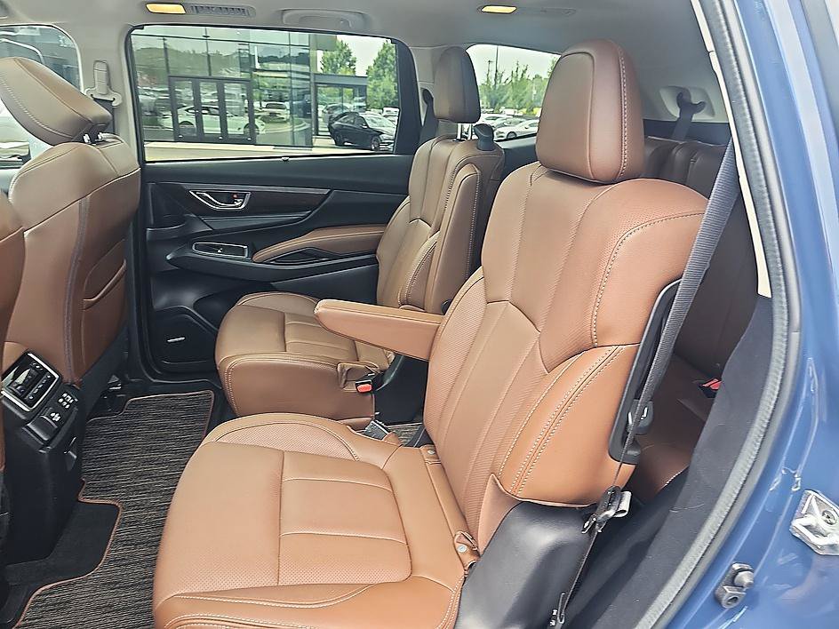 Used 2023 Subaru Ascent Touring AWD/4WD image 31