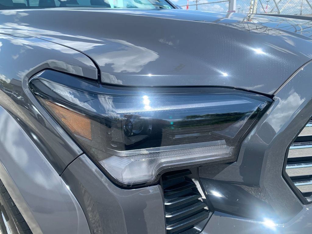 New 2026 Toyota Tacoma Limited AWD/4WD image 33