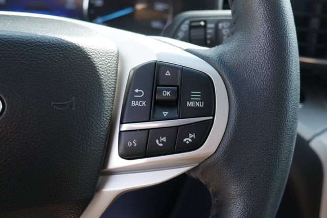 Used 2023 Ford Explorer XLT w/ Equipment Group 202A AWD/4WD image 20