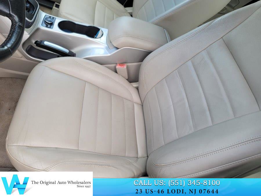 Used 2013 Ford C-MAX SEL FWD image 13