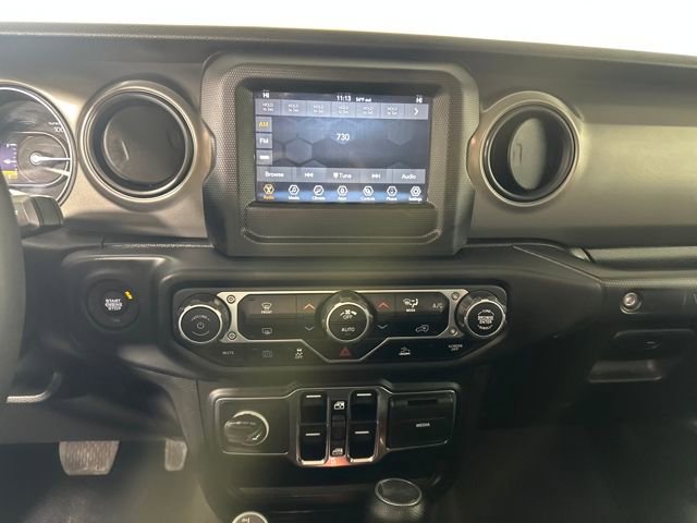 Used 2023 Jeep Wrangler Unlimited w/ Convenience Group image 21