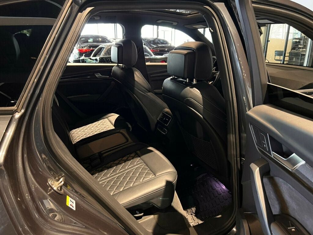 Used 2019 Audi SQ5 Prestige AWD/4WD image 28