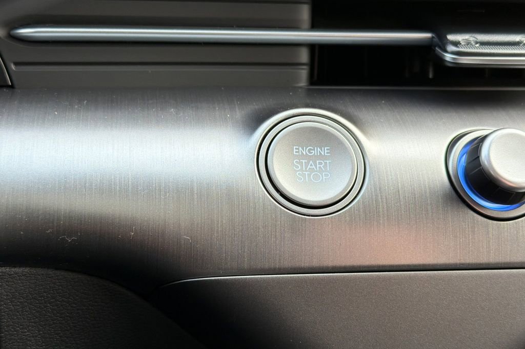 New 2026 Hyundai Kona SE image 20