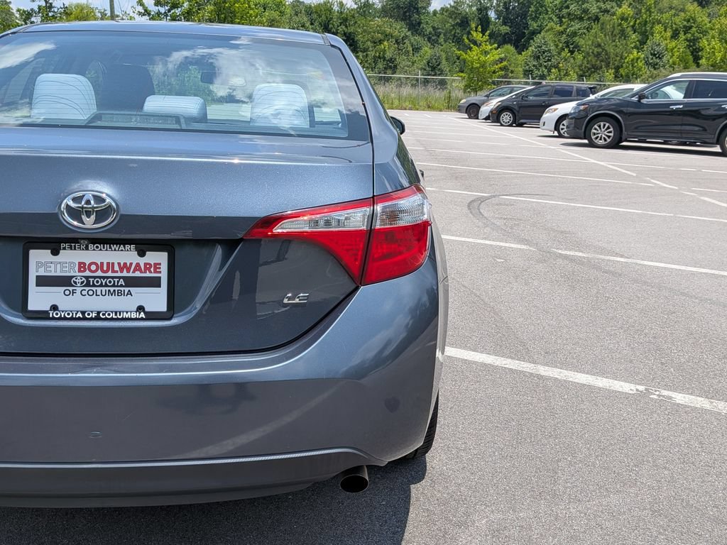 Used 2015 Toyota Corolla LE FWD image 7