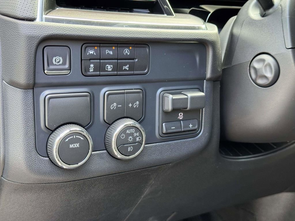 New 2026 Chevrolet Tahoe Premier w/ Sun And Tow Package image 9