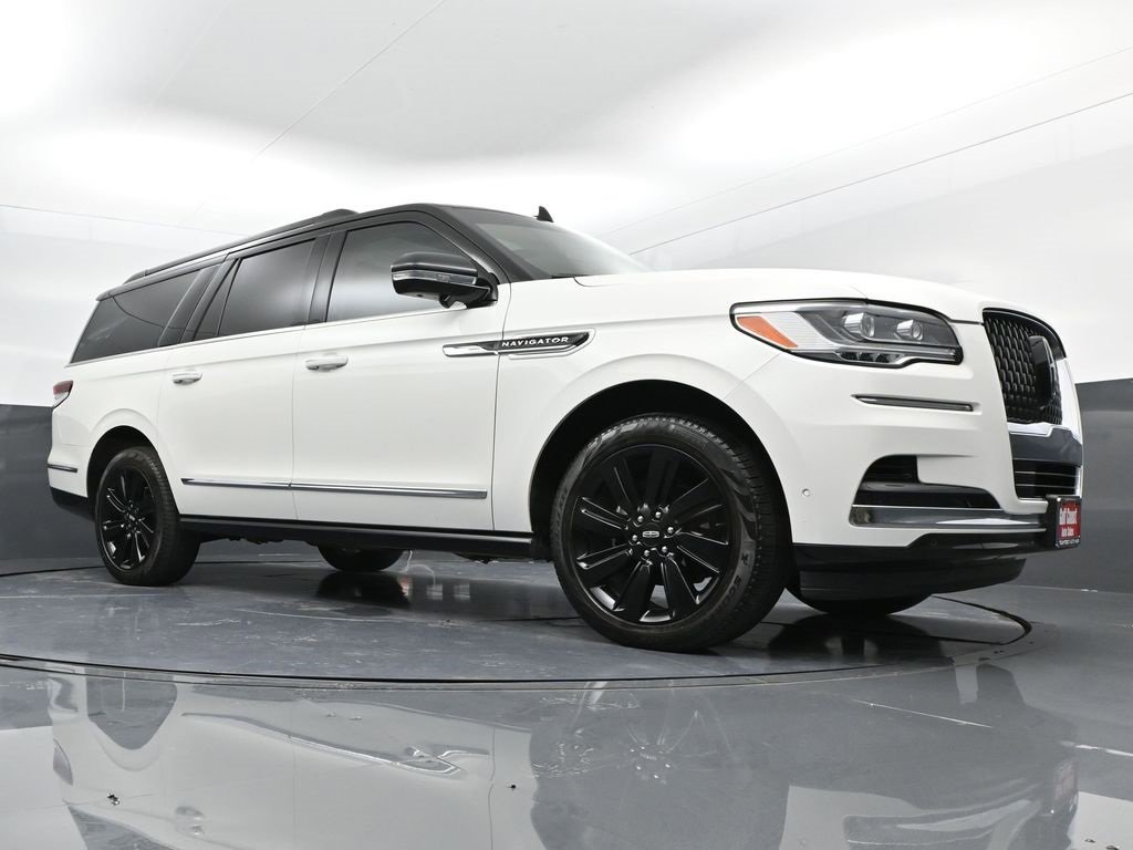Used 2024 Lincoln Navigator L Black Label image 28