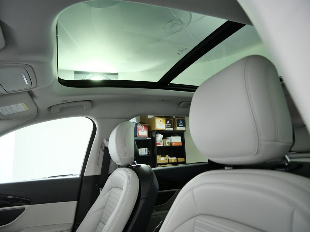 New 2026 Lincoln Nautilus Reserve w/ Jet Appearance Package AWD/4WD image 17